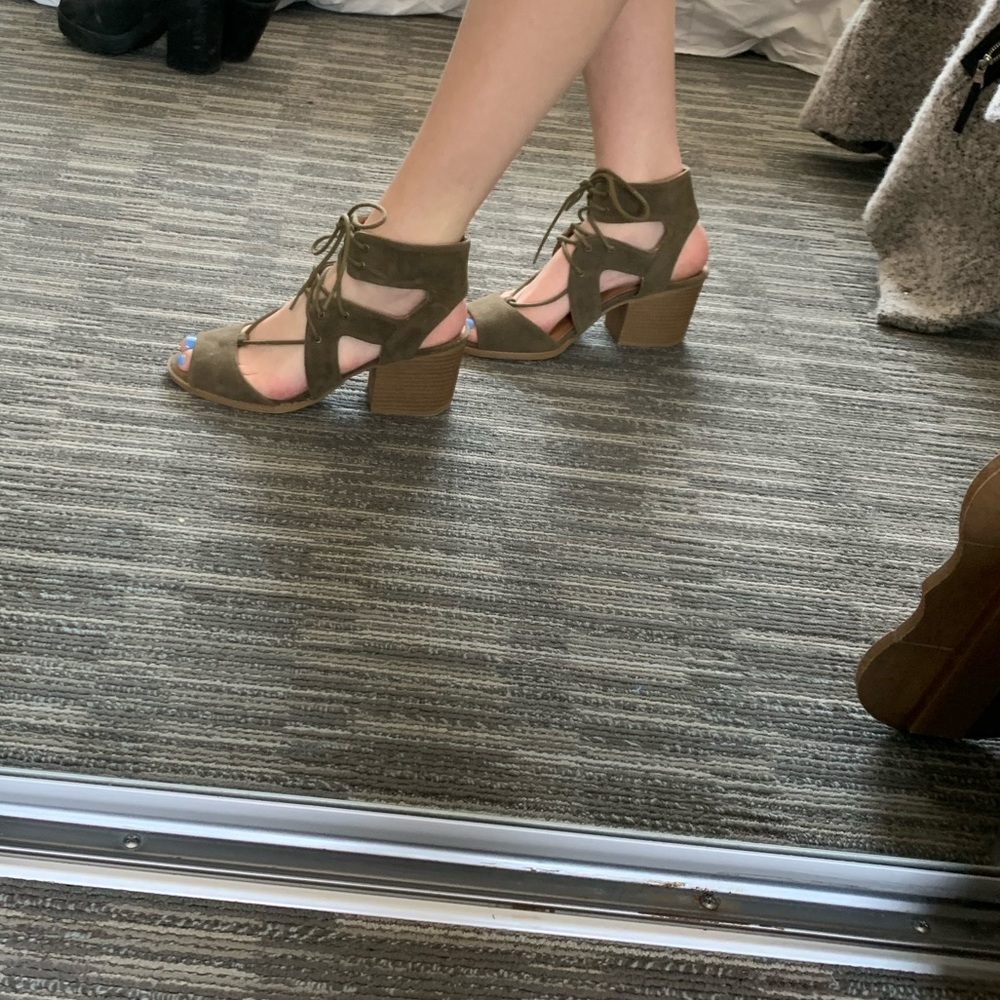 olive green open toe shoes